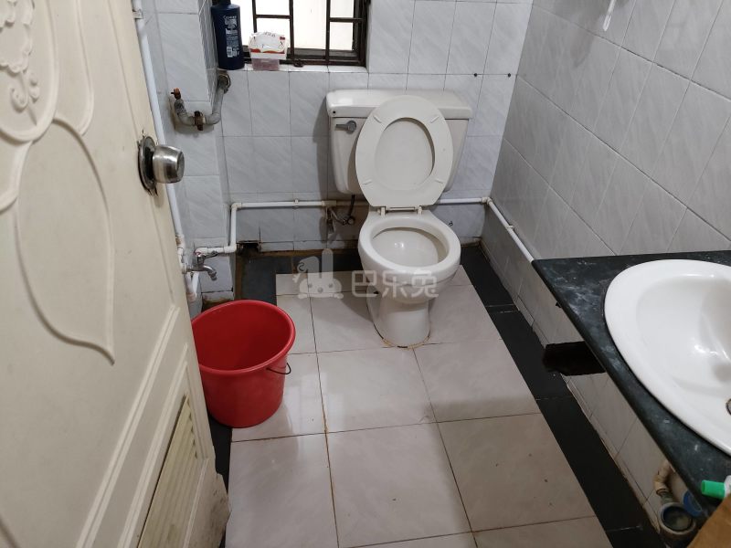 南海明珠1293539卫生间图7