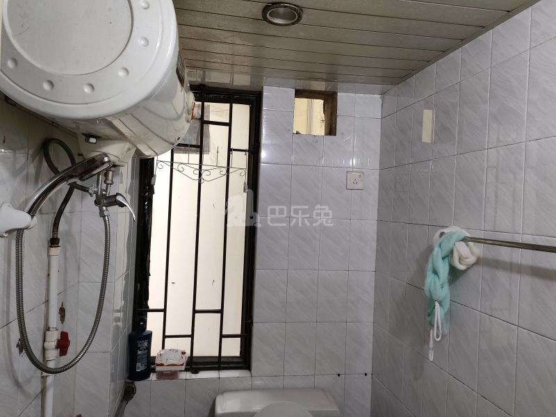 南海明珠1293539卫生间图8