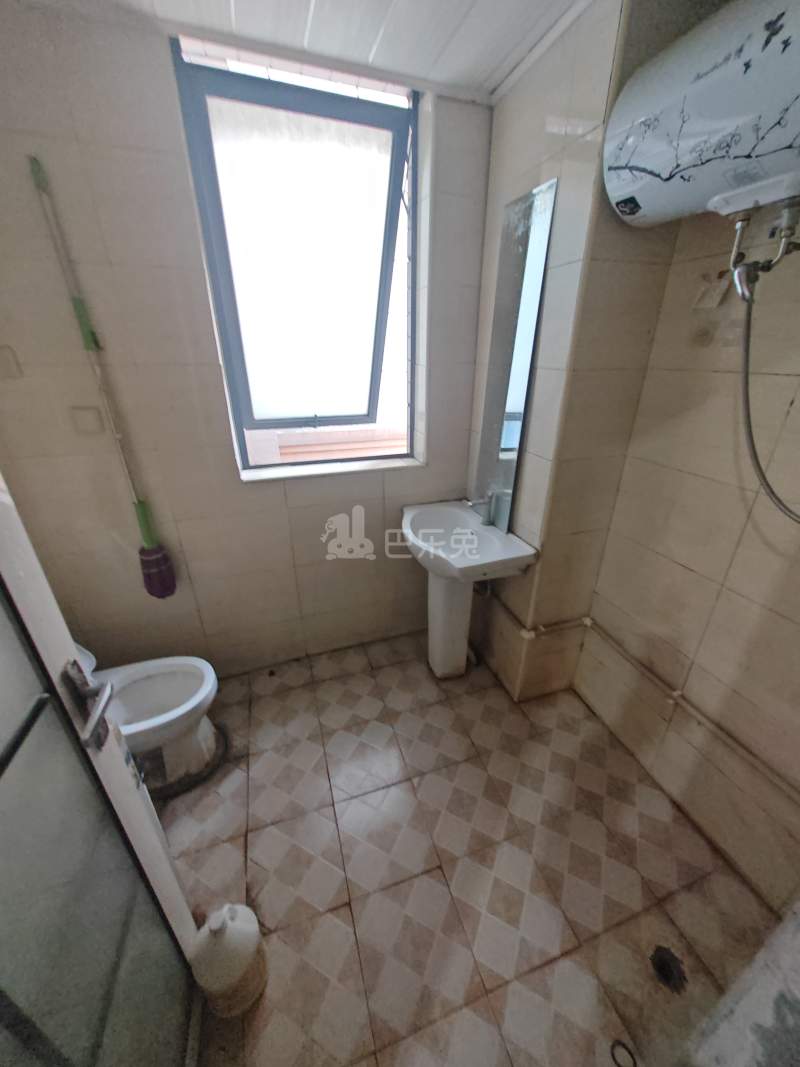 宝宸共和家园北区（三期）16321911卫生间图6