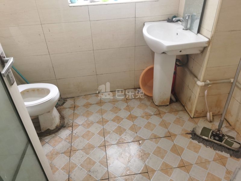 宝宸共和家园北区（三期）16321911卫生间图10