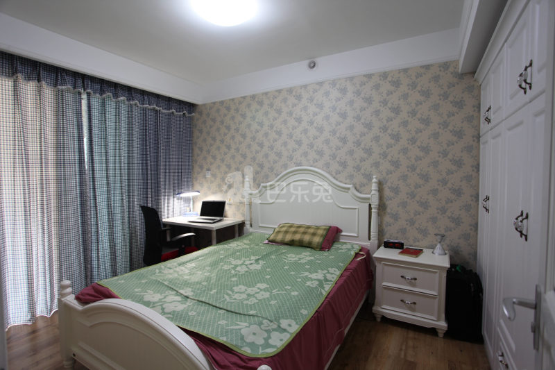 凯润金城13014193客厅图3