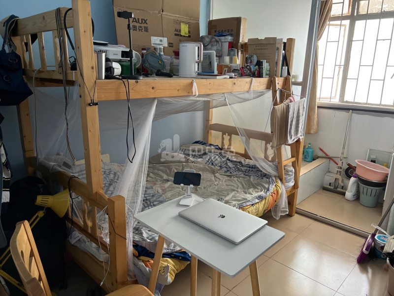 南油生活A区1303695卧室图0