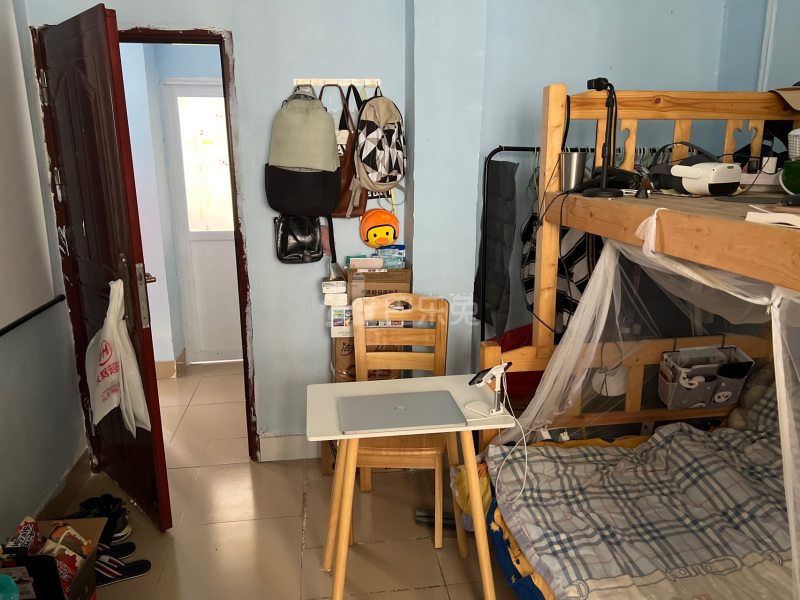 南油生活A区1303695卧室图1