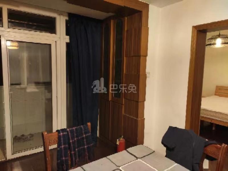 郁金香花苑13072683周边环境图1