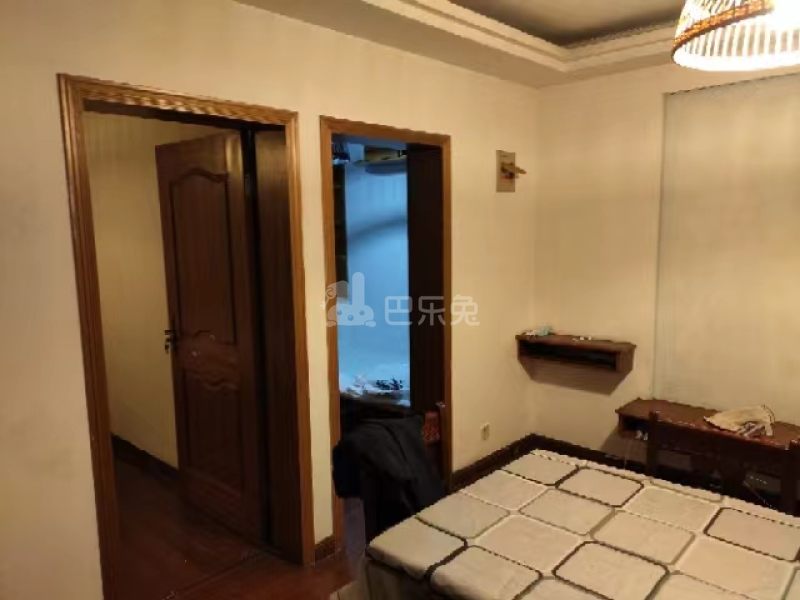 郁金香花苑13072683周边环境图3