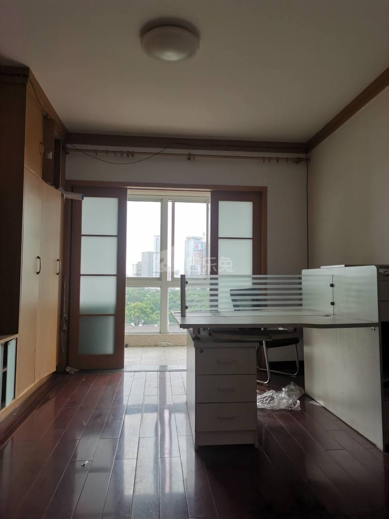 湖景花园13076131周边环境图1