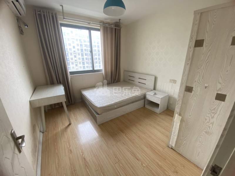 万嘉欣苑13123415客厅图0