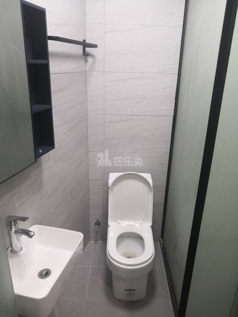 燕兴大厦13123526卫生间图7