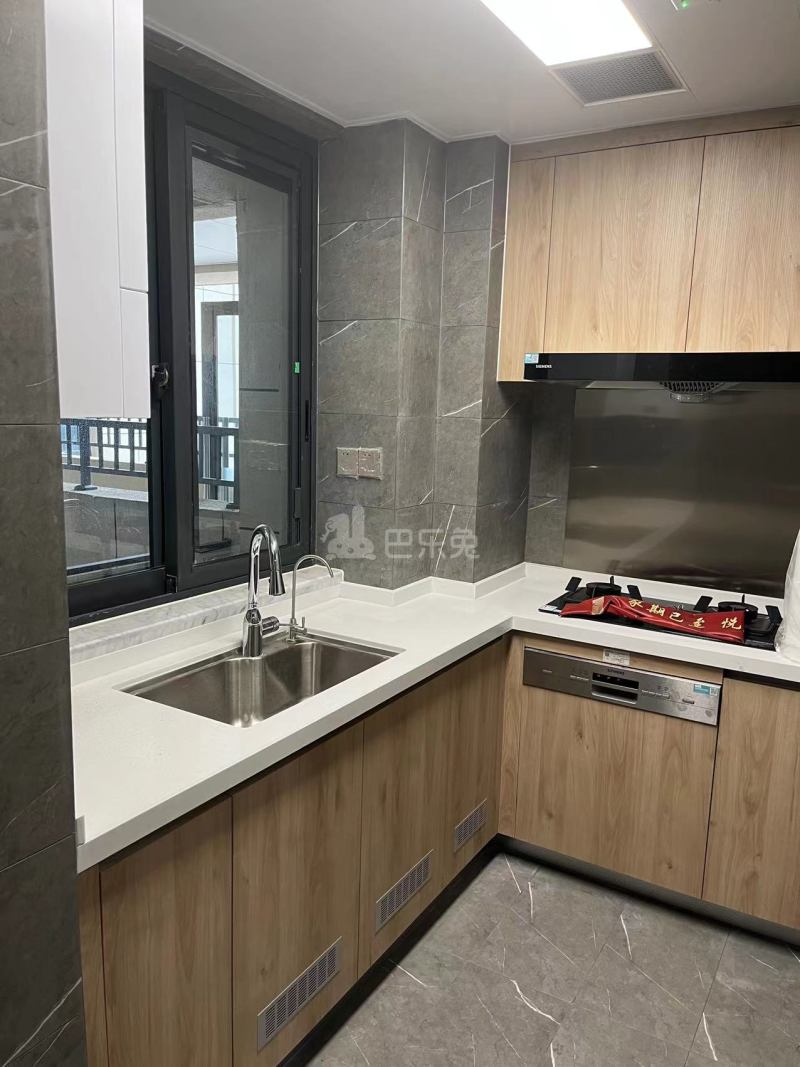 悦峰雅苑A区13124393周边环境图3