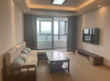 江畔都会上城 3室2厅2卫