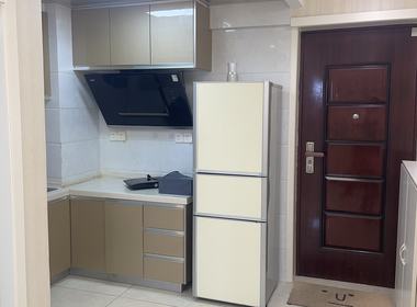 东方万汇国际公寓（东方万汇城南区） 2室1厅1卫