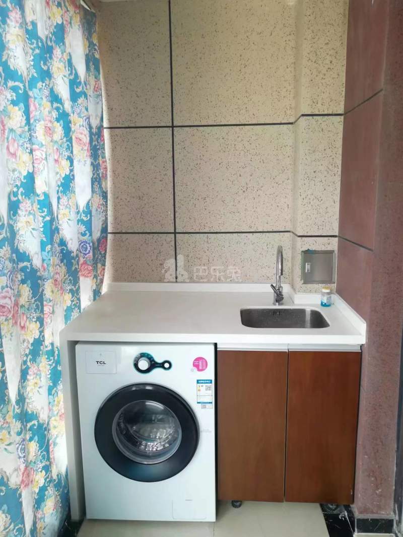 保利西江月13281698周边环境图2