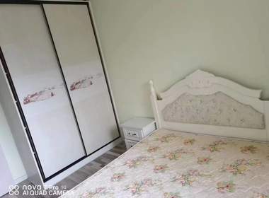 恒辉假日广场 2室0厅0卫