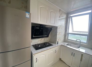 蓝海雅苑B区 1室1厅1卫