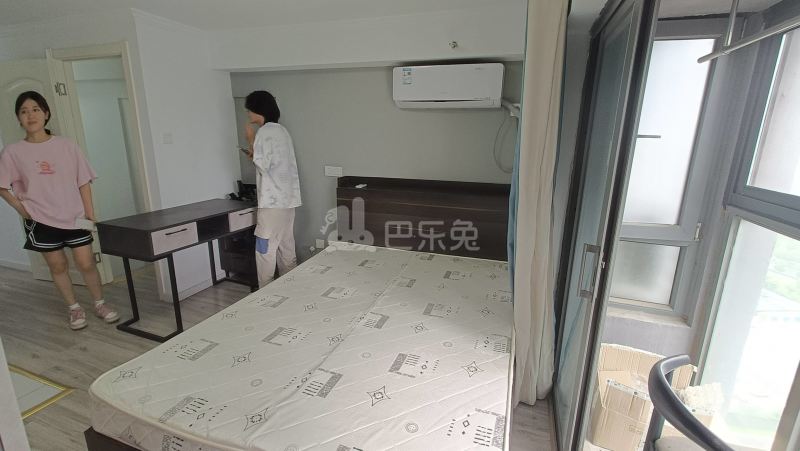 龙湖北宸星座13296117周边环境图3