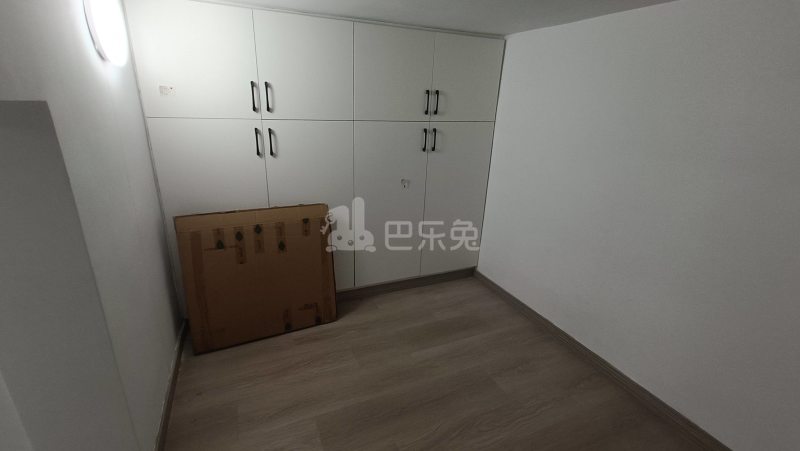 龙湖北宸星座13296117周边环境图2