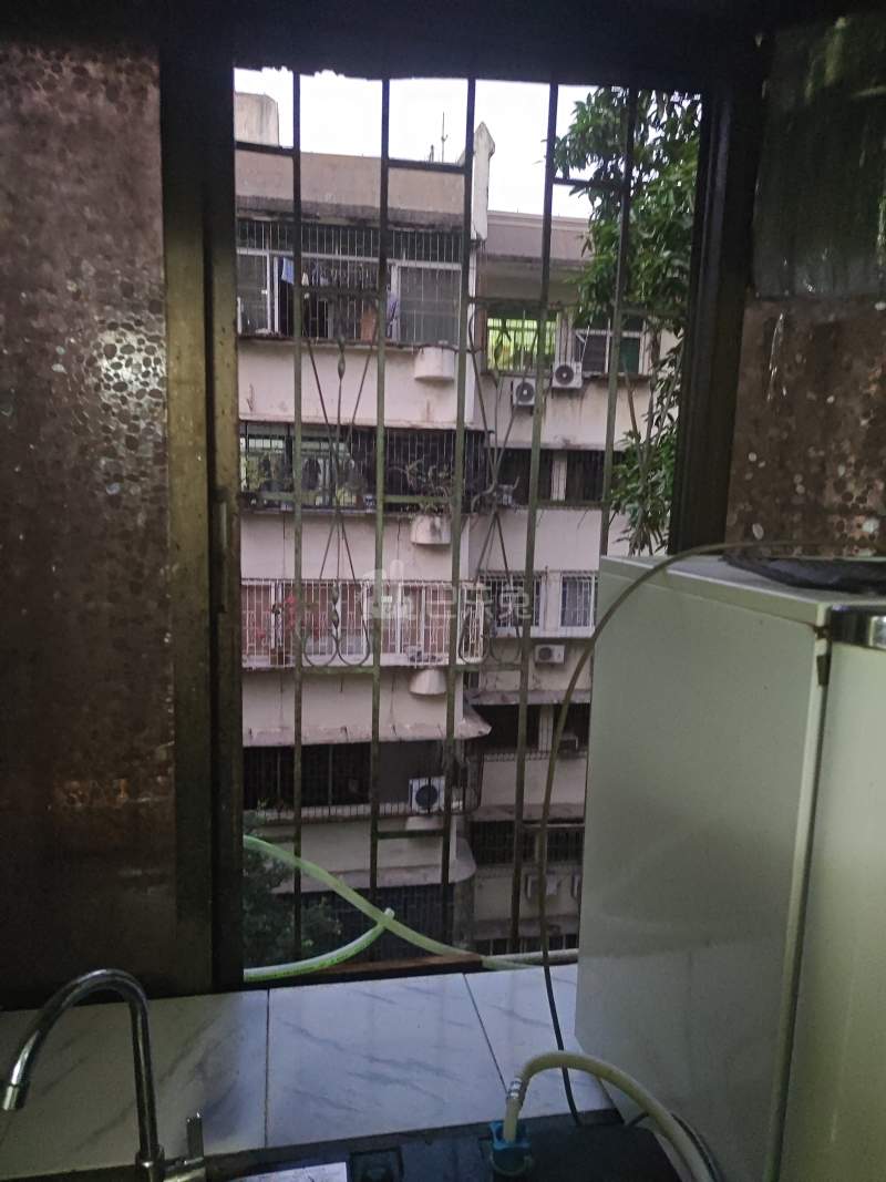 海映山庄1330625卧室窗户图7