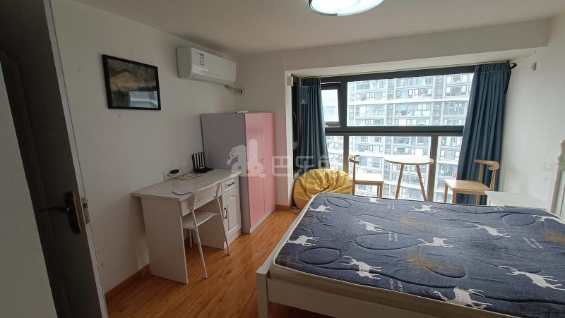 龙湖北宸星座13321842周边环境图1