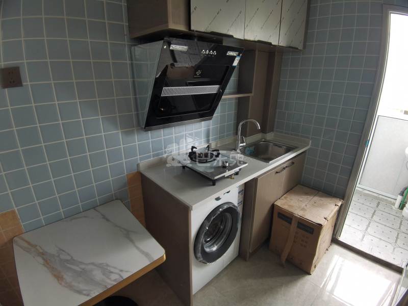 巷佳华苑2期13330408厨房图7