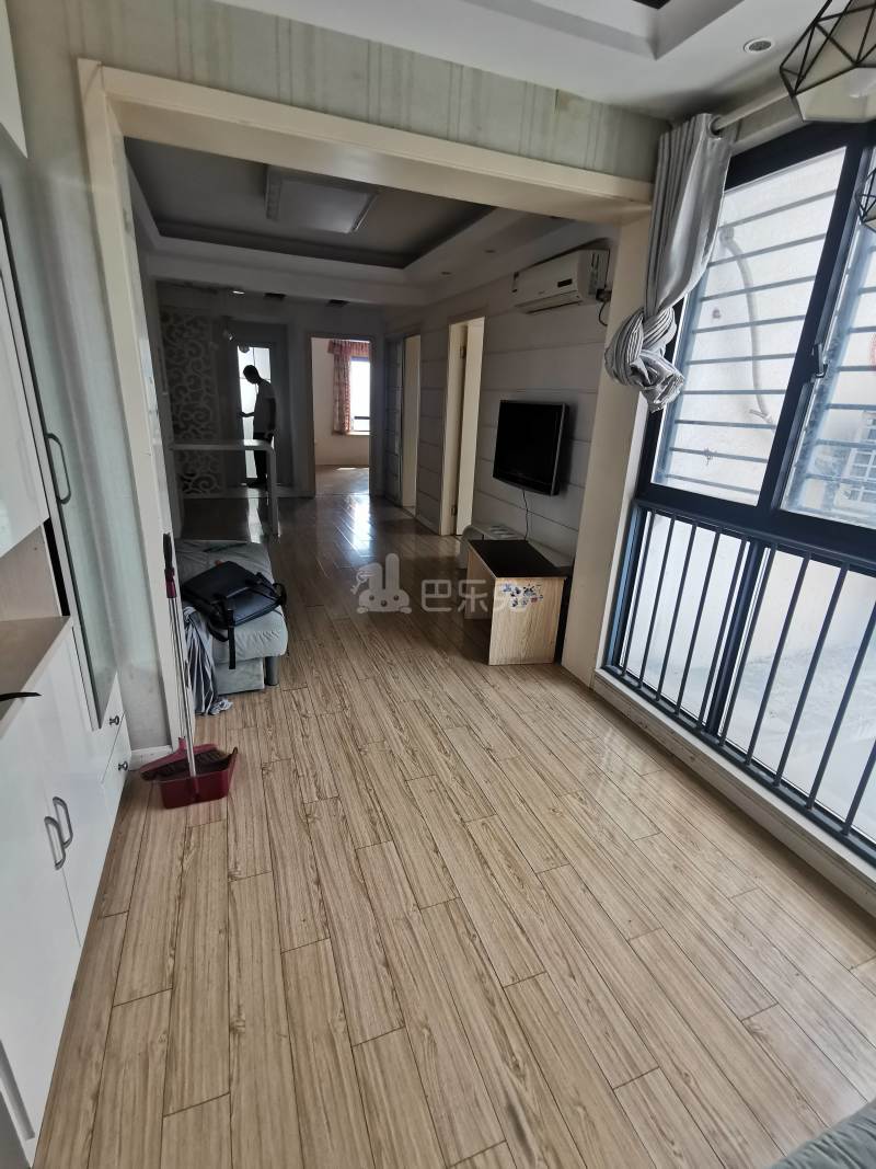 21世纪国际公寓西区13484536周边环境图7