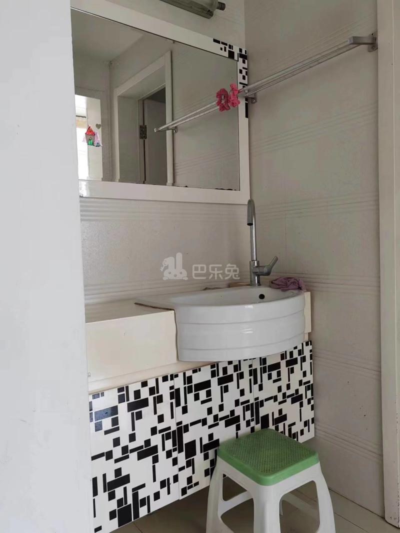 天润城第二街区13486042周边环境图13