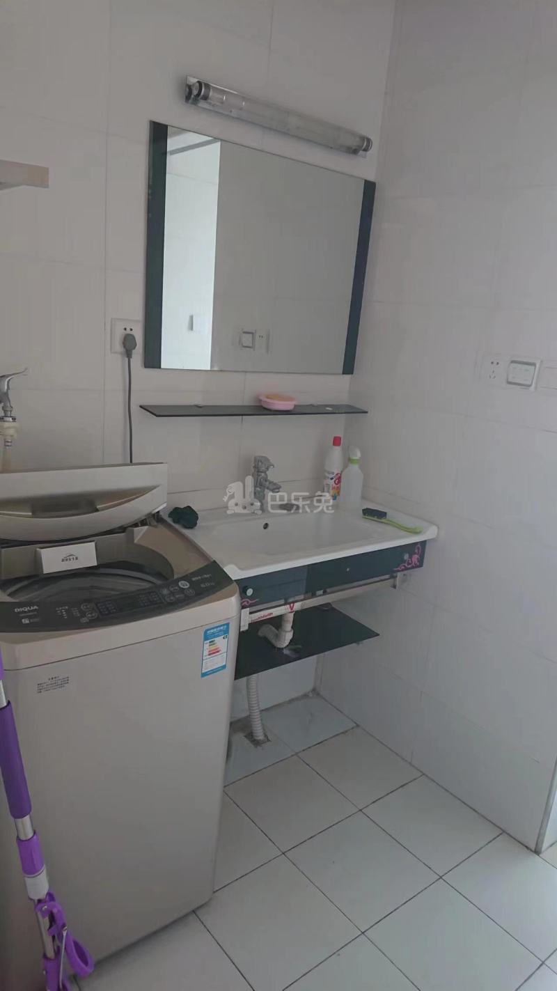 亚东国际公寓13490606周边环境图5