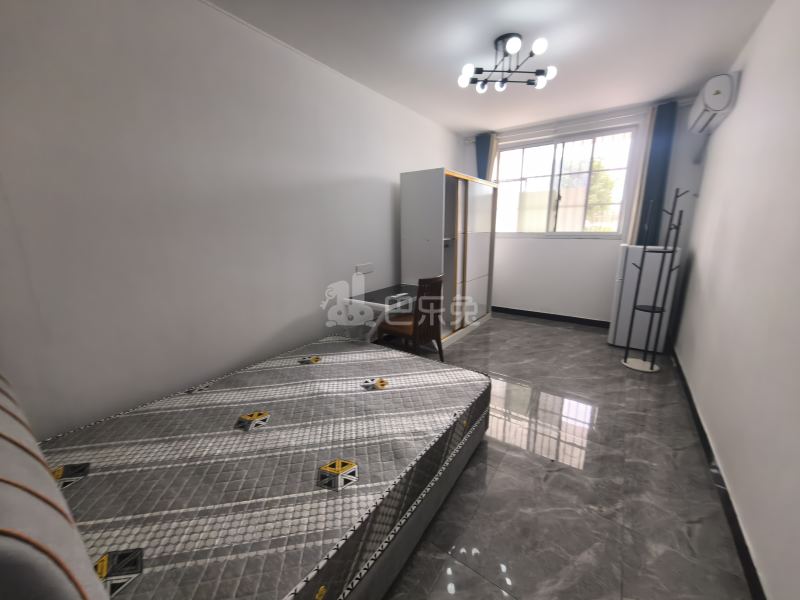 蒋桥村唐家宅13491753卧室图2