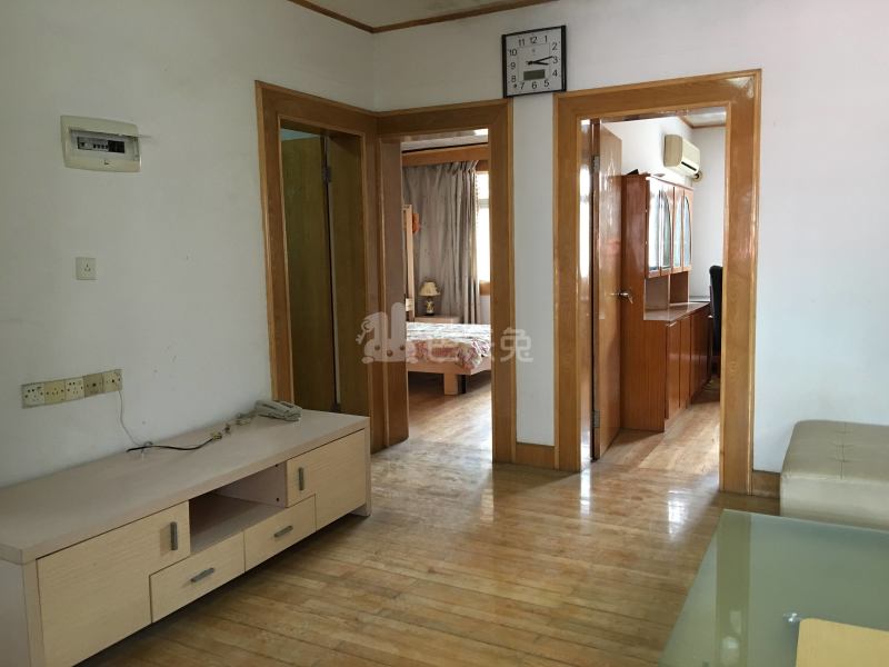 察哈尔路71号小区13491808周边环境图0