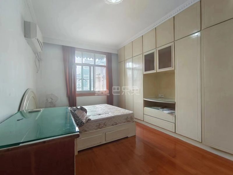 鼓楼四条巷40号院13494904周边环境图1