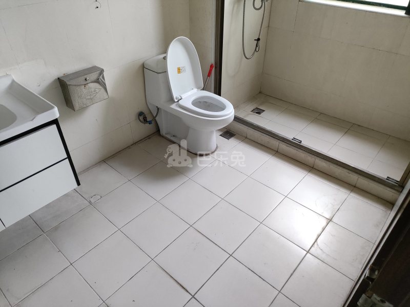 月泉湾名邸13499630卫生间图11