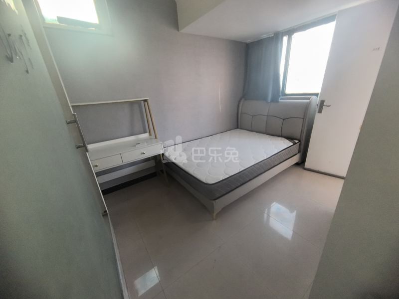 月泉湾名邸13499630卧室图1