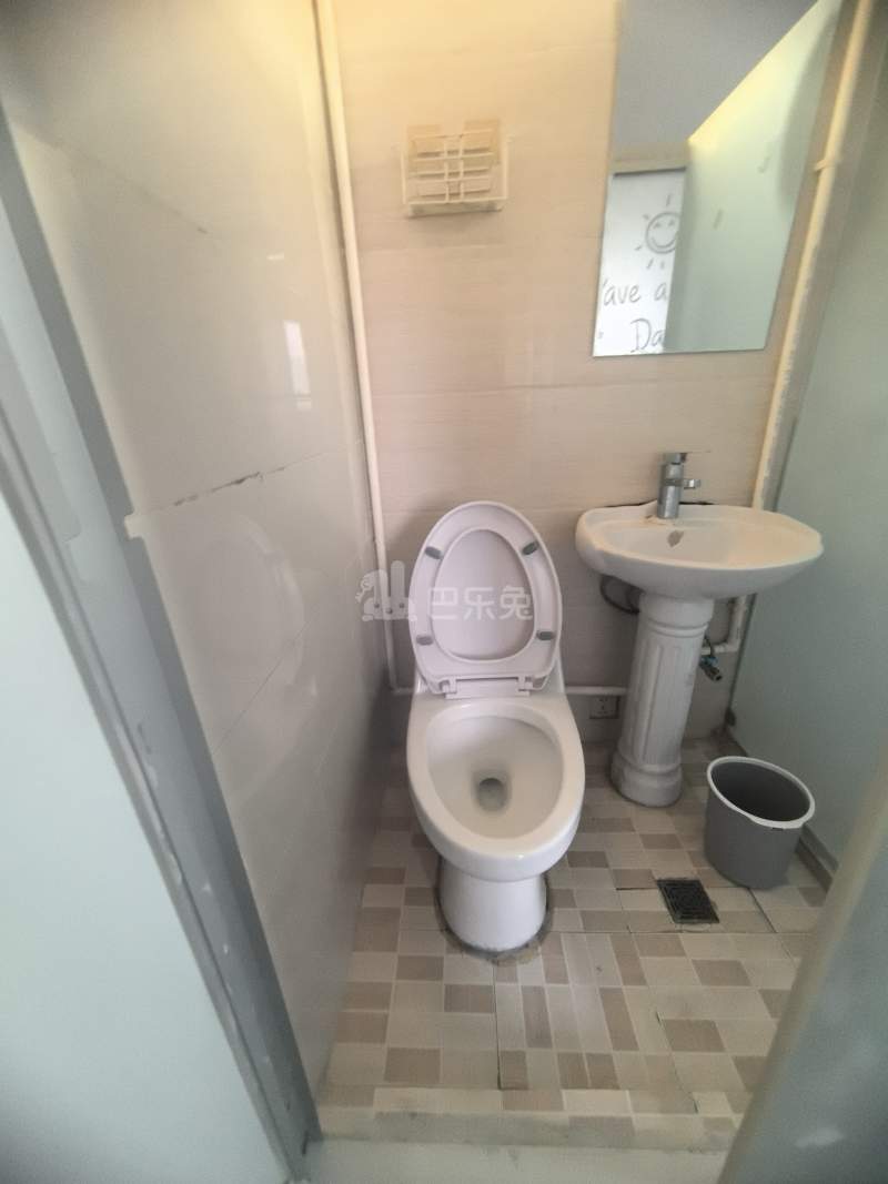 月泉湾名邸13499630卫生间图10