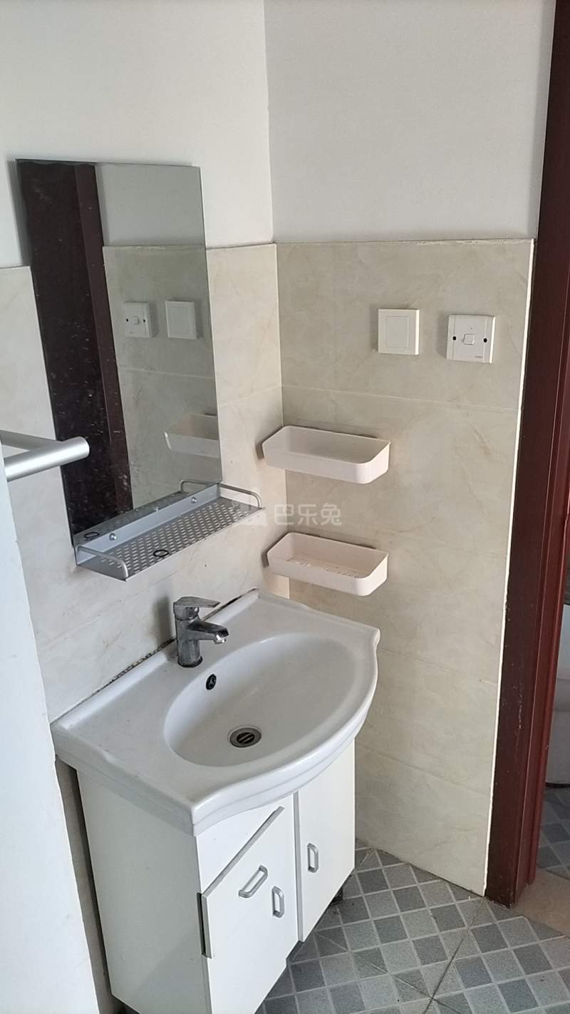 金辉白马云著13503146周边环境图4