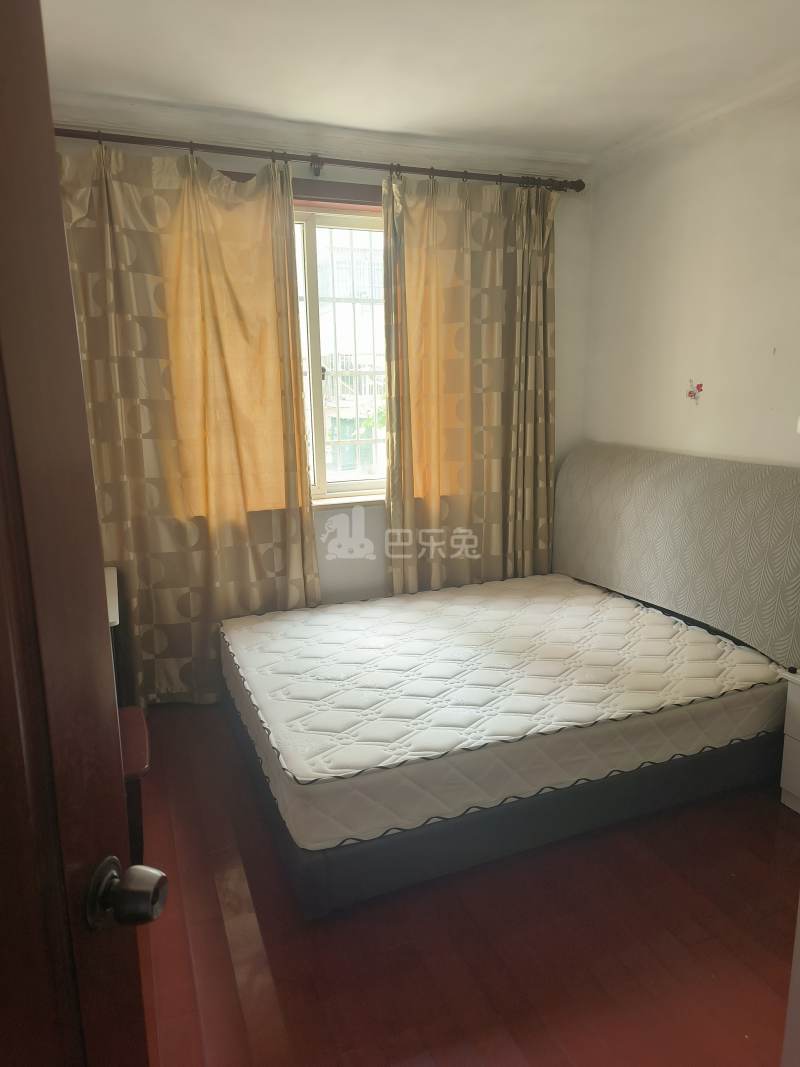 桃园新城中虹佳园东区13504689卧室图0