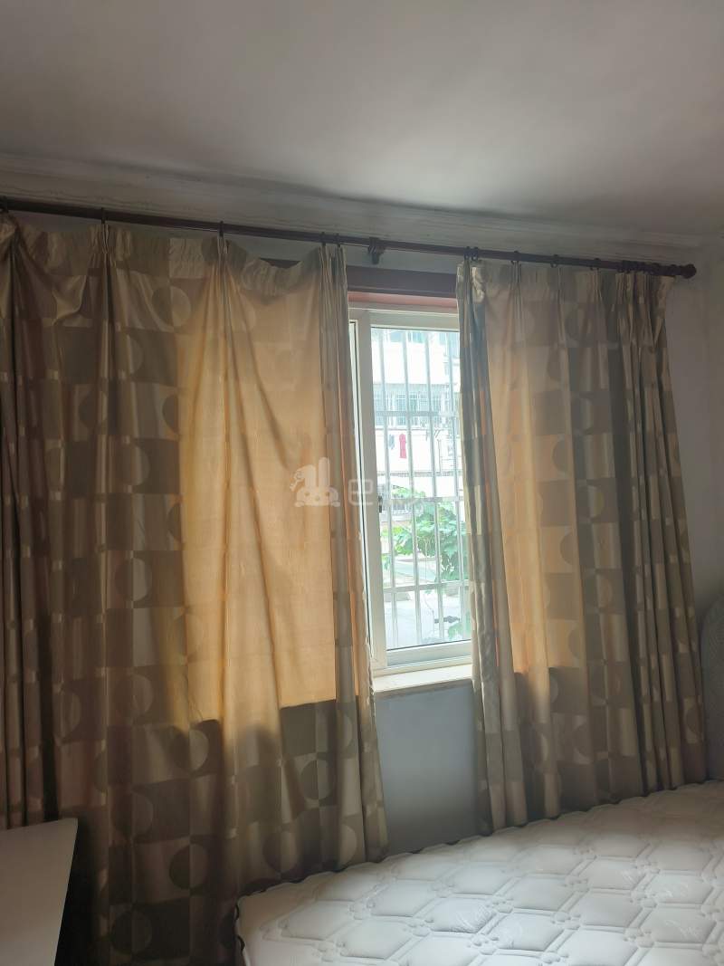 桃园新城中虹佳园东区13504689卧室窗户图14