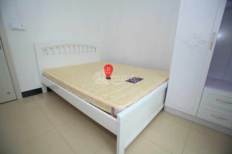 龙凤公寓1352728卧室图0