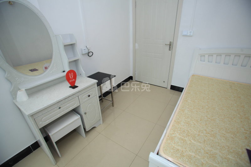 龙凤公寓1352728卧室图3