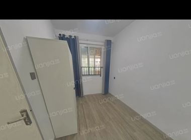 新城香悦澜山 3室2厅1卫