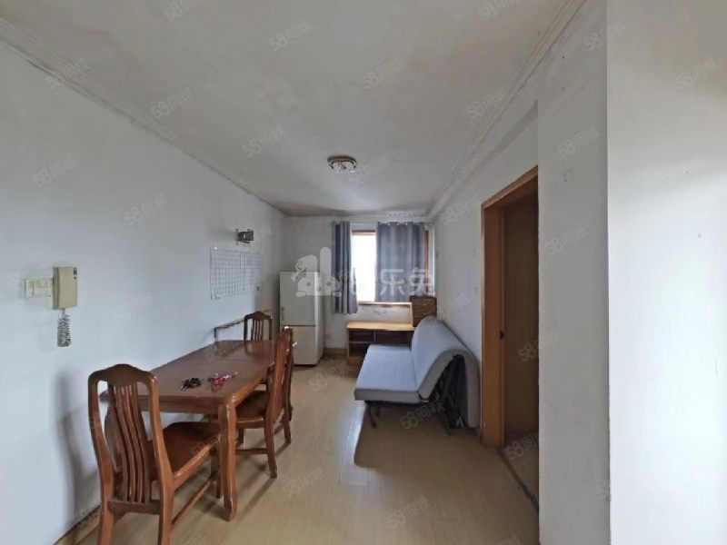 康定里13541072周边环境图3