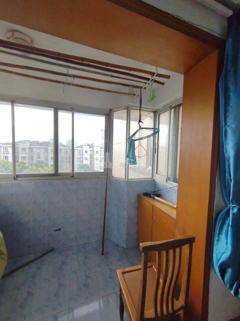 佳伟小区（奎照路679弄）13541677卧室窗户图10