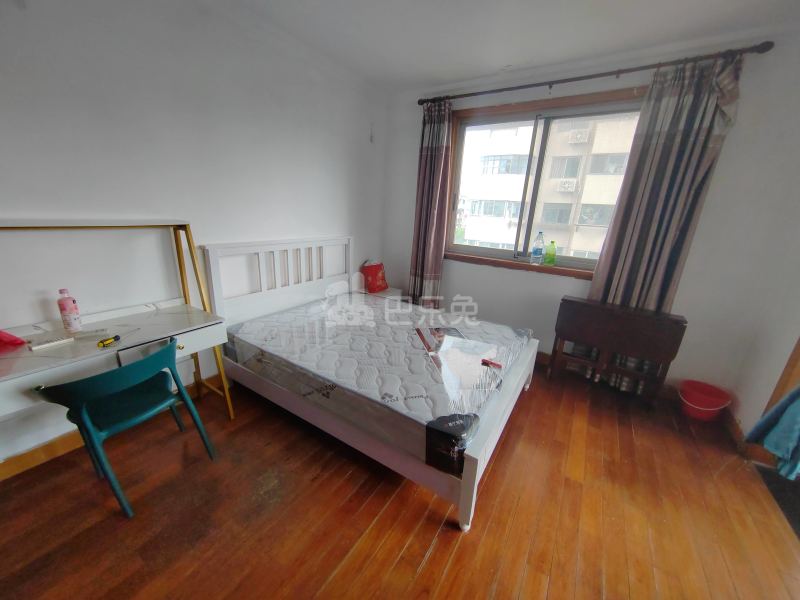 佳伟小区（奎照路679弄）13541677卧室图1