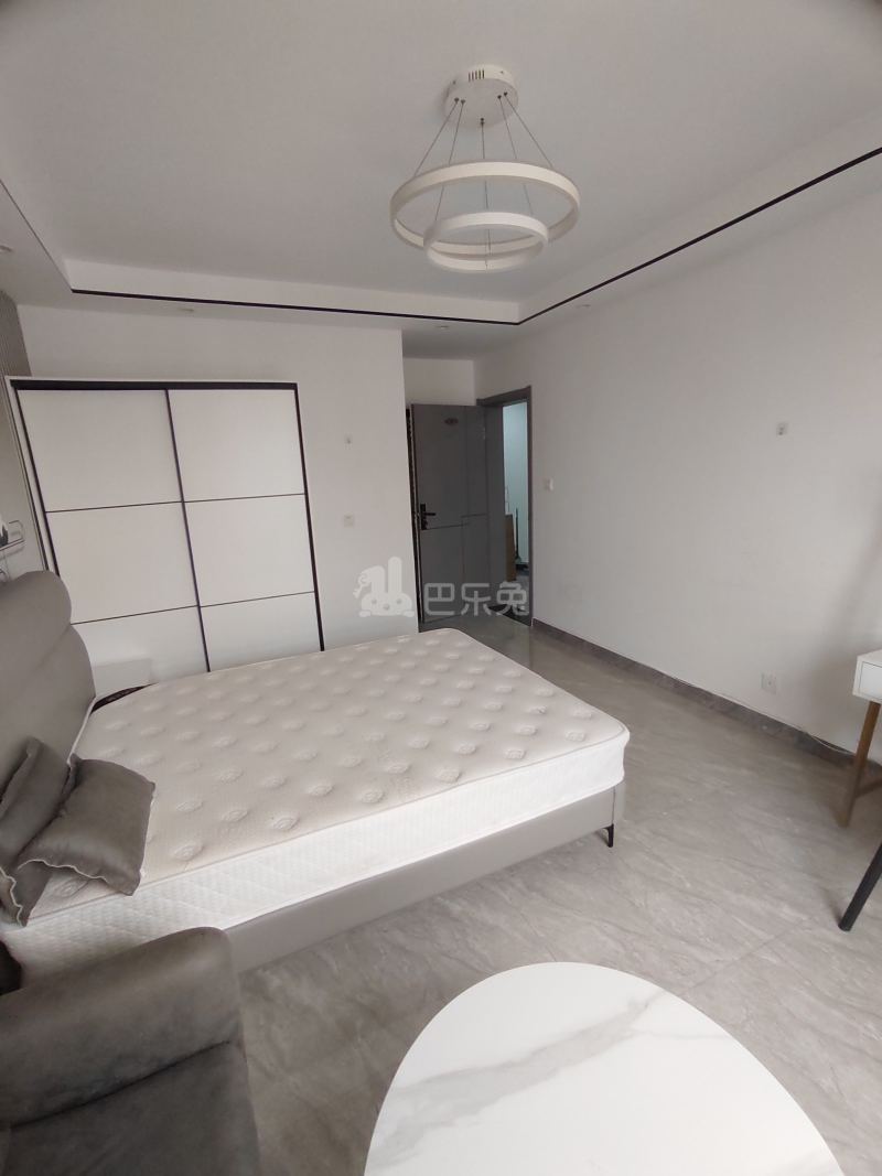 鑫峰苑13542563卧室图2