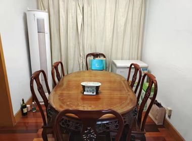 兴江公寓 3室0厅0卫