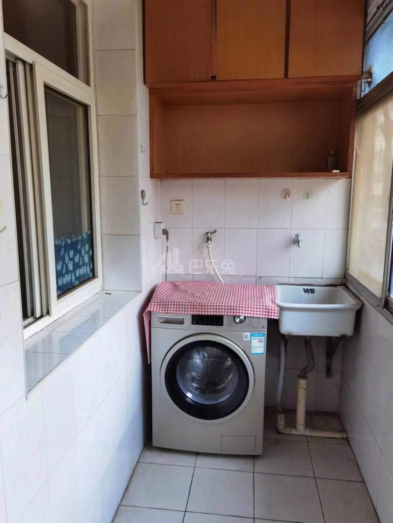 镇江路晚市1号巷6号院13551600周边环境图2