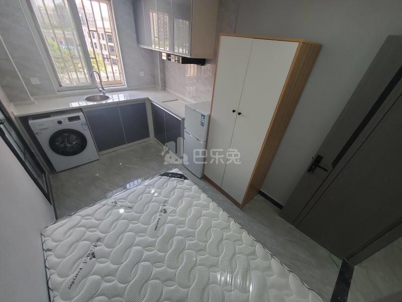 鑫峰苑13551804卧室图2