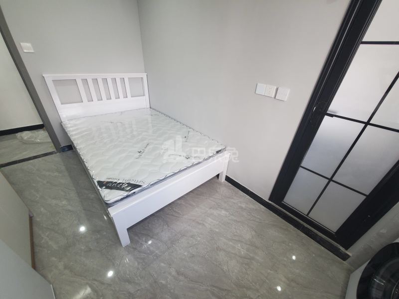 鑫峰苑13551804卧室图4