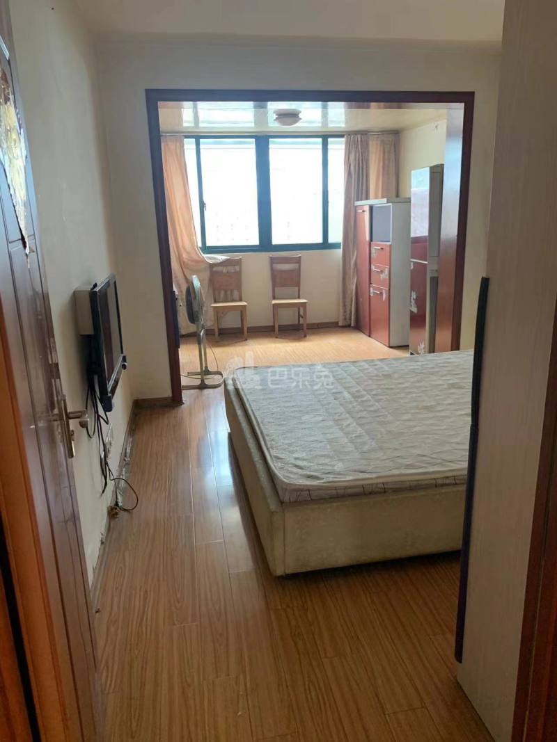 虹苑新寓三村13553375周边环境图6