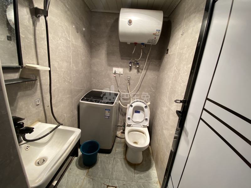 新安花园（昆山）13555303卫生间图6