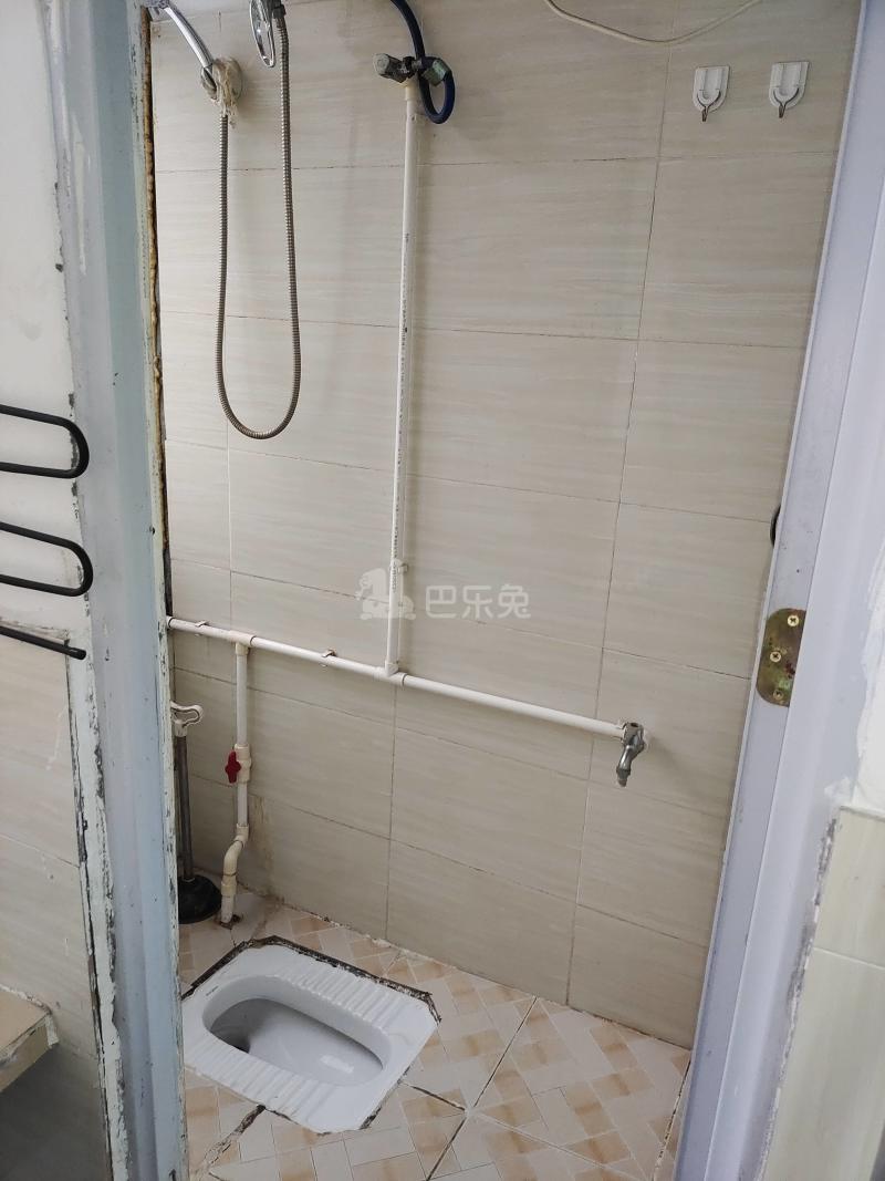 园丁楼1357701卫生间图4