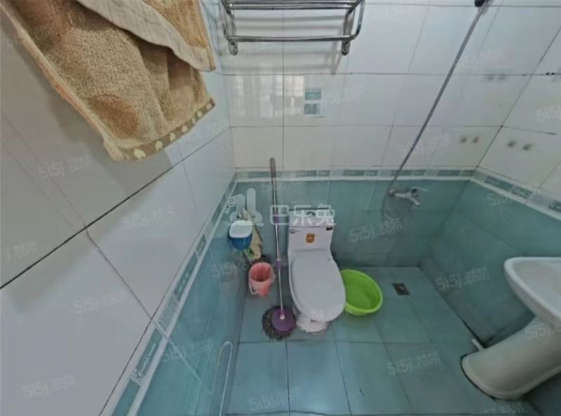 迈皋桥街184号13583893周边环境图4